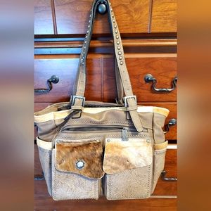 Trinity Ranch Hide On Western Purse